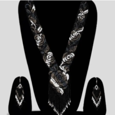 Rose Black & White Beaded Jewelry Set – Handmade Necklace & Earrings
