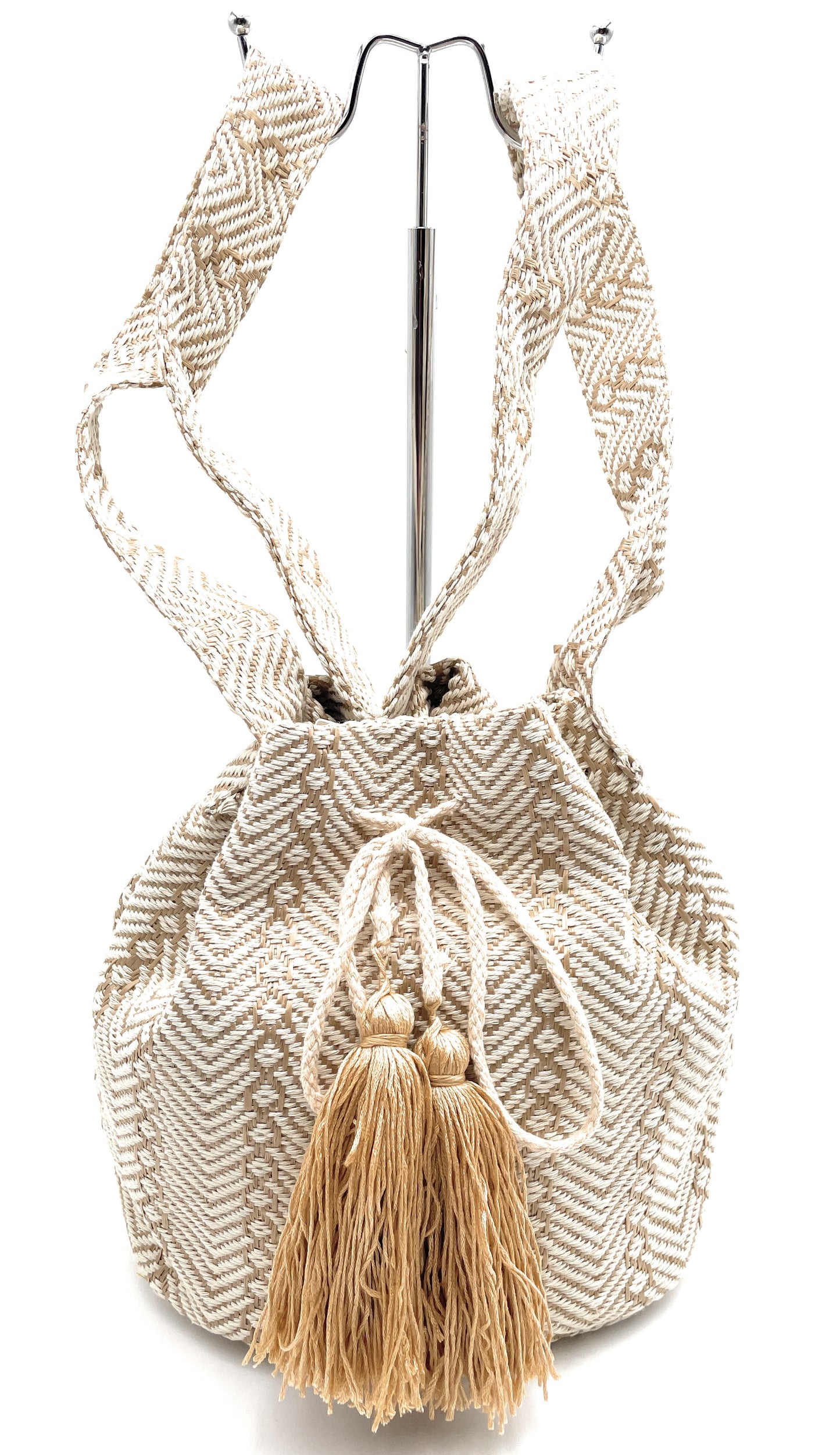 Geometric pattern bucket bag w/ Tassel