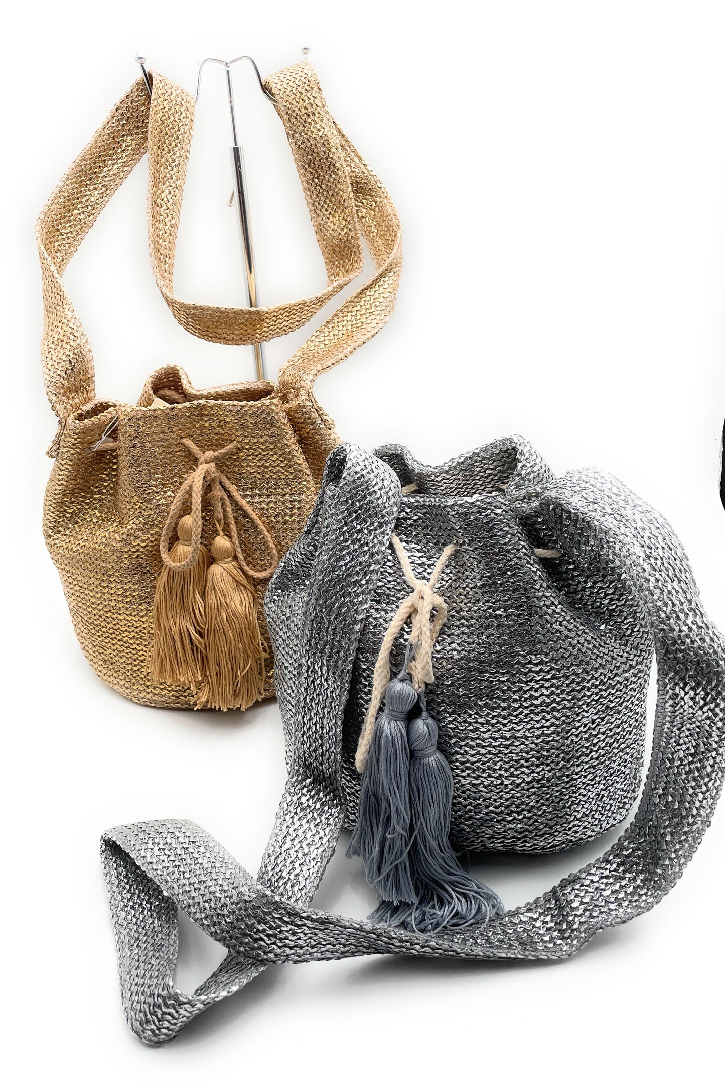 Straw Crossbody Bucket Bag w/Tassel